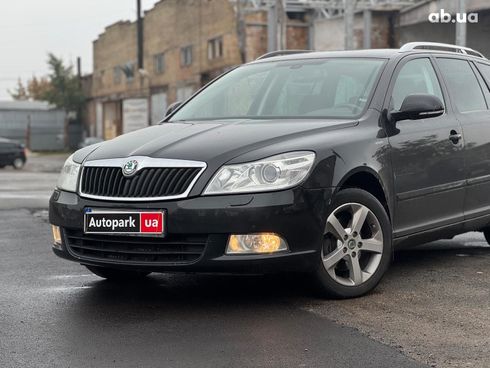 Skoda Octavia 2011 черный - фото 2