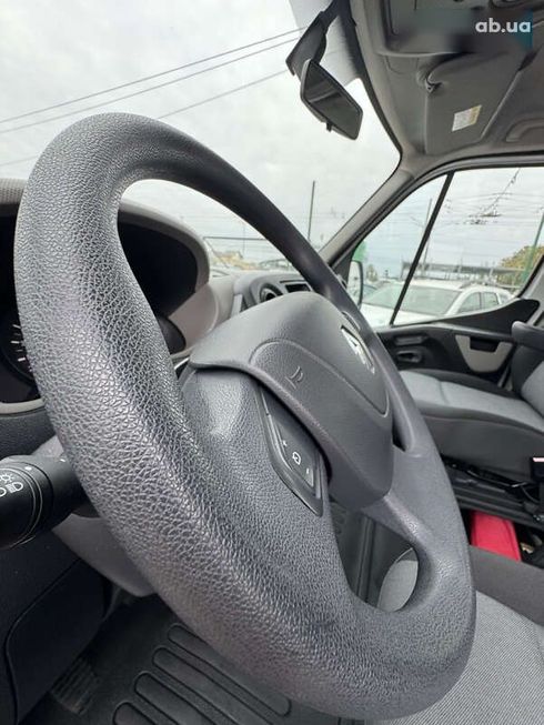 Renault Master 2015 - фото 15