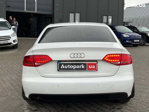 Audi A4 2010 белый - фото 6