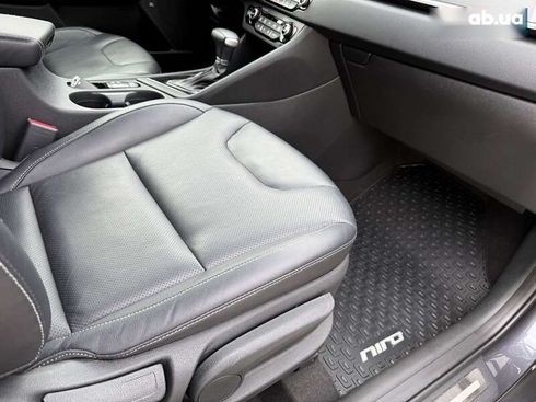 Kia Niro 2017 - фото 27