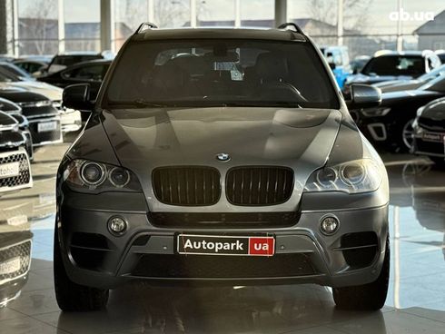 BMW X5 2012 серый - фото 3