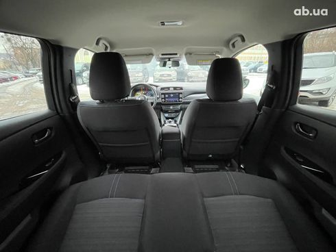 Nissan Leaf 2020 серый - фото 47