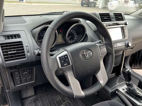 Toyota Land Cruiser Prado 2014 - фото 19