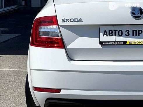 Skoda Octavia 2019 - фото 12