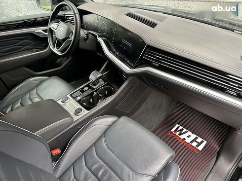 Volkswagen Touareg 2021 - фото 15