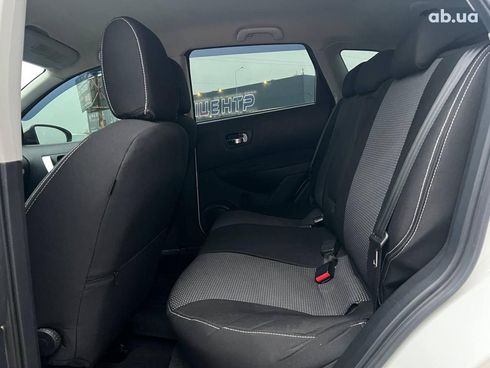 Nissan Qashqai 2011 белый - фото 37