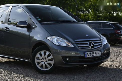 Mercedes-Benz A-Класс 2010 - фото 3