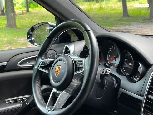 Porsche Cayenne 2017 черный - фото 23