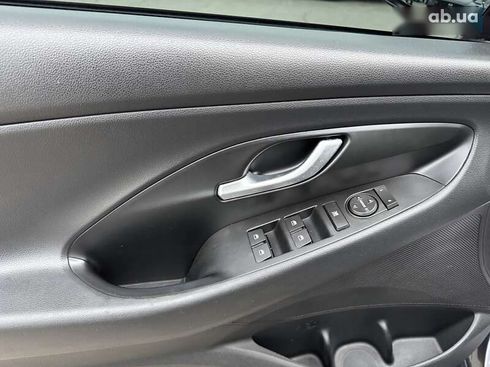 Hyundai i30 2019 - фото 15