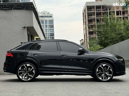Audi RS Q8 2020 - фото 12