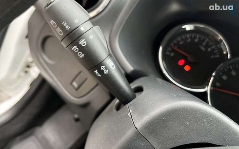 Dacia Sandero 2015 - фото 12