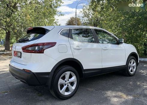 Nissan Qashqai 2021 - фото 23
