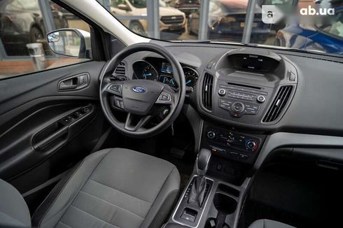 Ford Escape 2017 - фото 17