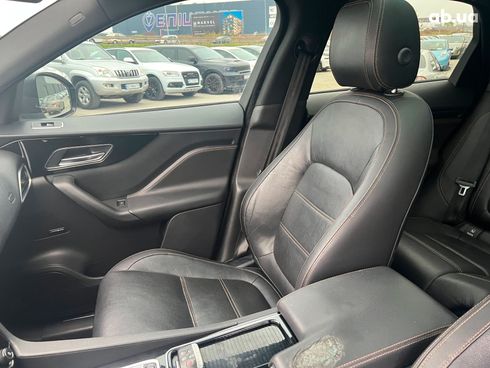 Jaguar F-Pace 2018 белый - фото 23