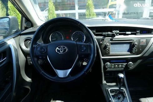 Toyota Auris 2015 - фото 18