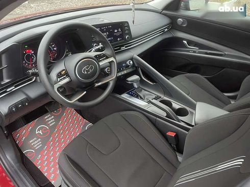 Hyundai Elantra 2023 - фото 26