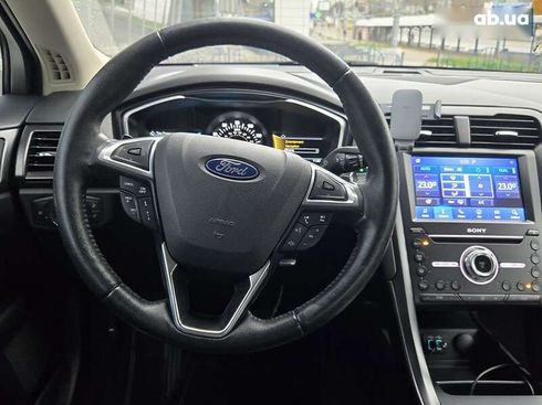 Ford Fusion 2019 - фото 22