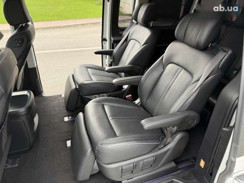 Hyundai Staria 2021 - фото 15