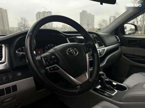 Toyota Highlander 2014 - фото 14