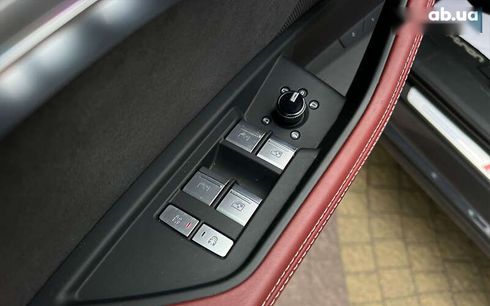 Audi SQ8 e-tron 2023 - фото 22