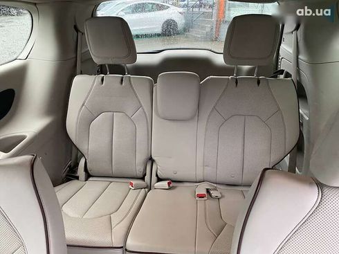 Chrysler Pacifica 2016 - фото 20