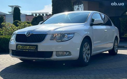 Skoda Superb 2012 - фото 3