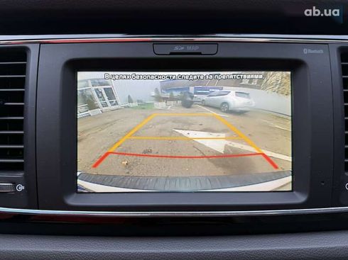 Kia Carnival 2016 - фото 24