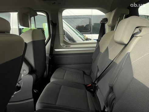 Volkswagen Multivan 2022 - фото 3