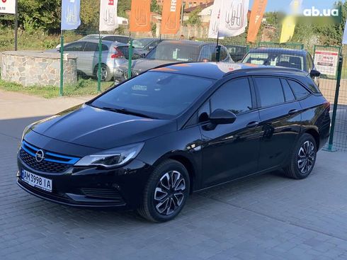 Opel Astra 2017 - фото 3