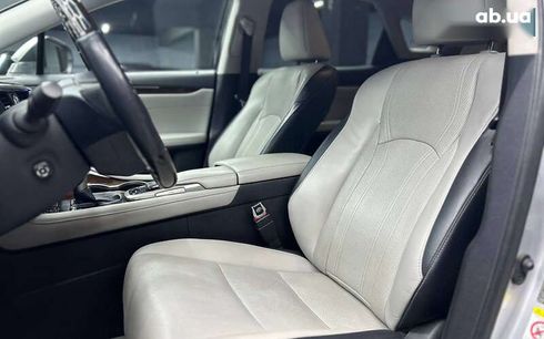 Lexus RX 2018 - фото 9