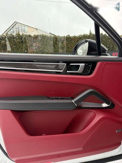 Porsche Cayenne 2018 - фото 15