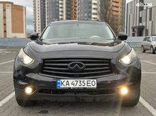 Інфініті Кросовер б/у в Київській області - купити на Автобазарі