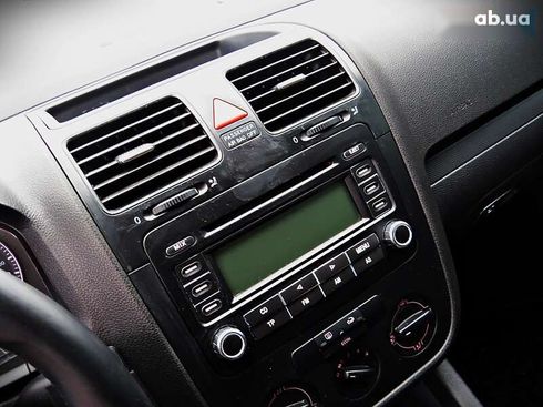 Volkswagen Golf 2005 - фото 9