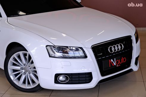 Audi A5 2010 белый - фото 3