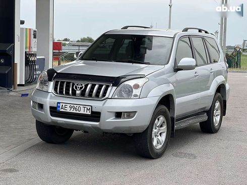 Toyota Land Cruiser Prado 2004 - фото 4