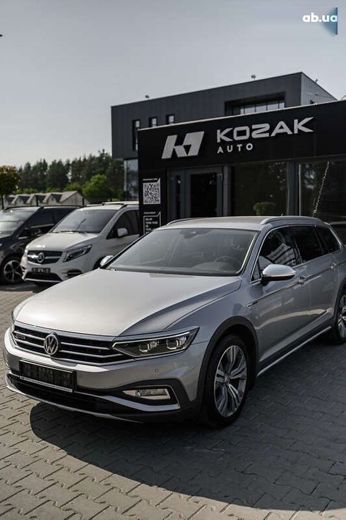 Volkswagen passat alltrack 2020 - фото 8