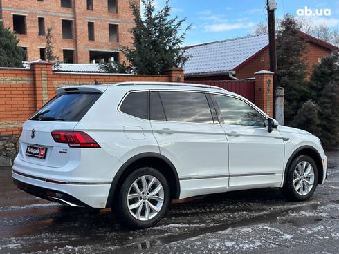 Volkswagen Tiguan 2018 белый - фото 12