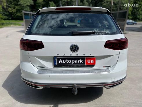 Volkswagen passat alltrack 2019 белый - фото 10