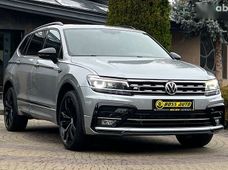 Продаж вживаних Volkswagen Tiguan 2020 року - купити на Автобазарі
