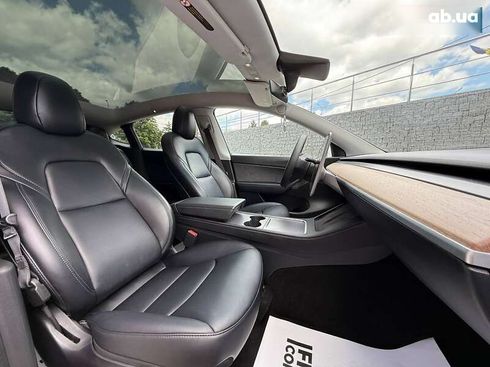 Tesla Model Y 2021 - фото 15