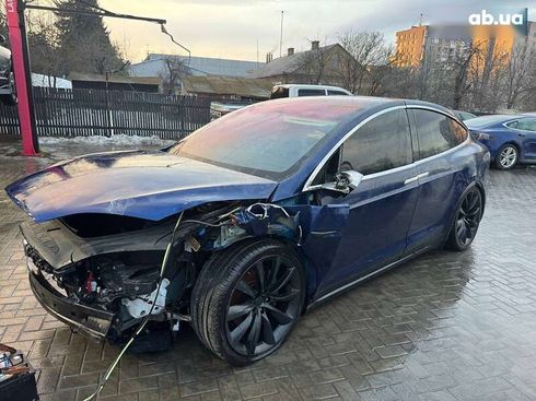 Tesla Model X 2017 - фото 2