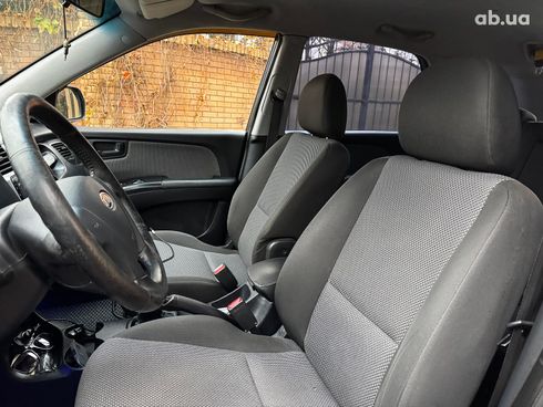 Kia Sportage 2008 серый - фото 18
