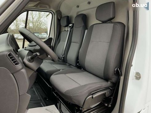 Renault Master 2020 - фото 27