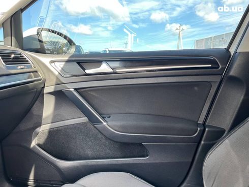 Volkswagen Golf 2015 белый - фото 41