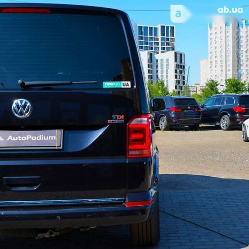 Volkswagen Multivan 2017 - фото 26