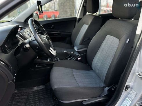 Kia Cee'd 2011 - фото 24