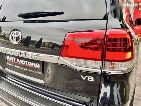 Toyota Land Cruiser 2018 - фото 14