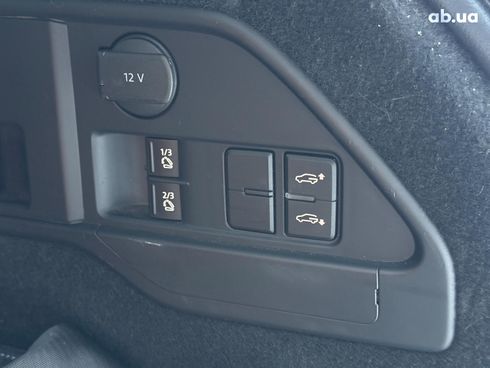 Volkswagen Touareg 2017 черный - фото 50