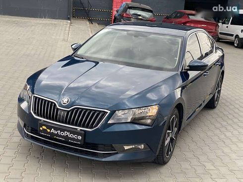 Skoda Superb 2018 - фото 6