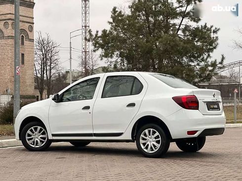 Renault Logan 2017 - фото 5